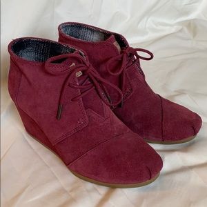 Toms Wedge Booties